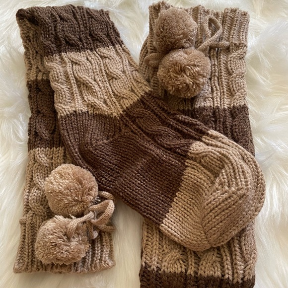 LAST ONE***Loungewear Cozy Chucky Knitted Socks - Picture 2 of 6